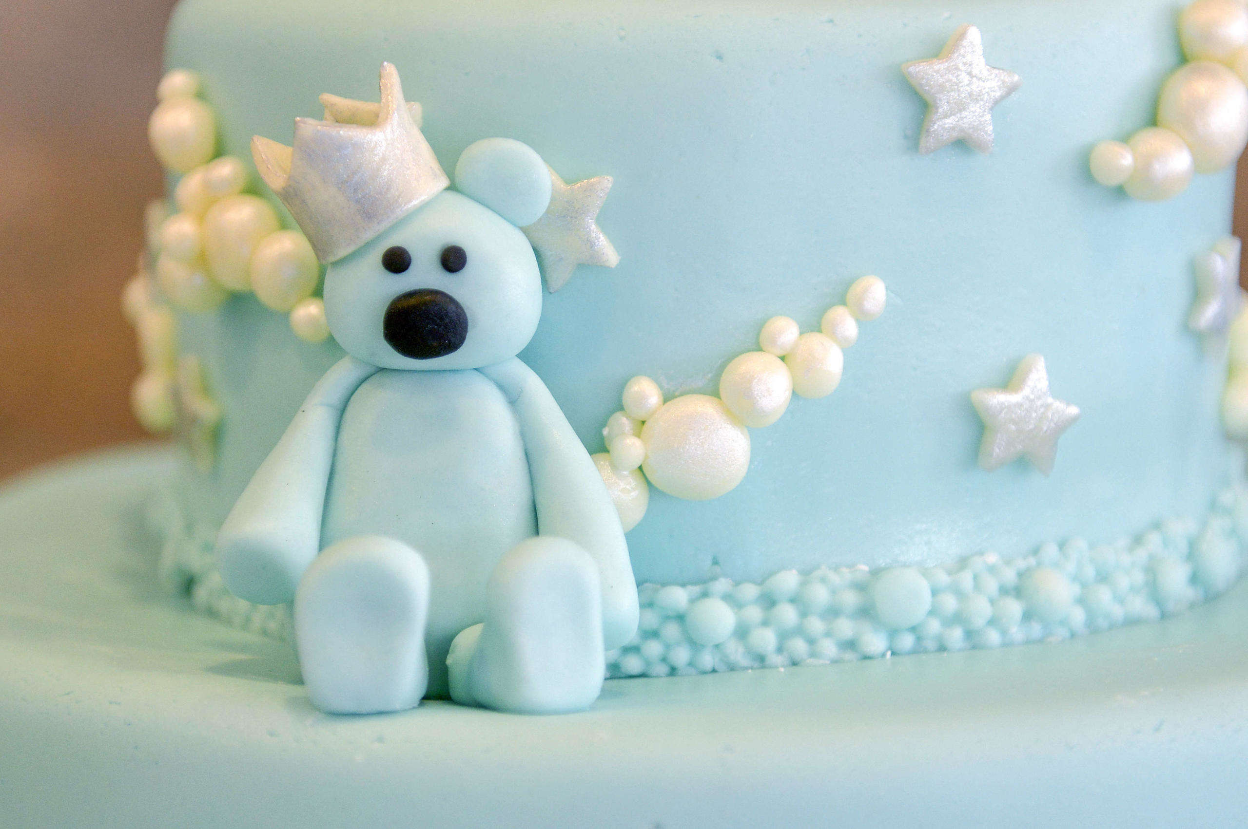 A Guide for Customers into the World of Custom Cakes